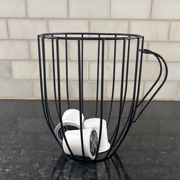 Black Wire Mug-Shaped Holder - Picture 2 of 2